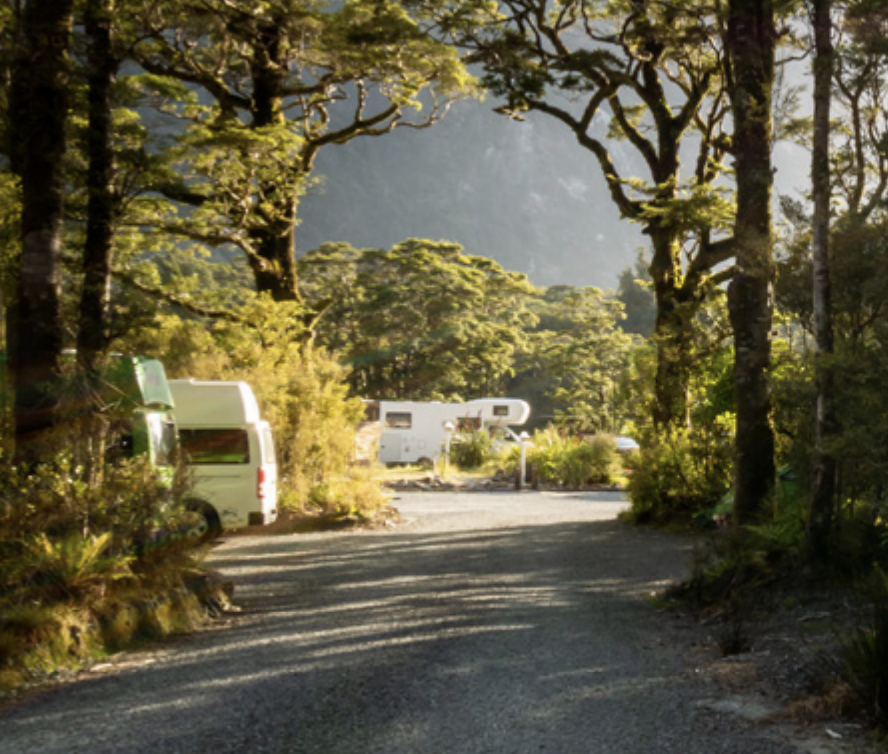 nz-govt-supporting-sustainable-freedom-camping-omaha-beach